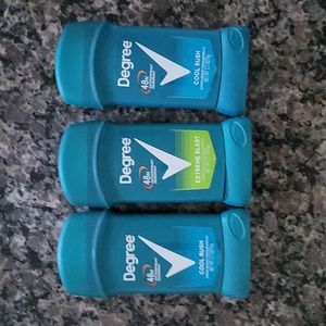 Lot of 3 Degree 48 HR antiperspirant Deodorant cool rush extreme blast each 2.7